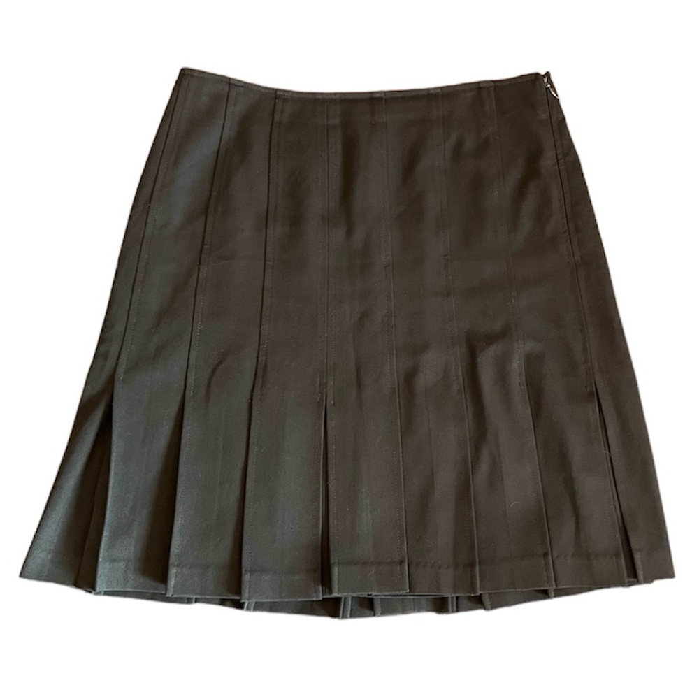 ST. JOHN By Marie Gray Collection Black Pleated Skirt Size 6 Side Zip